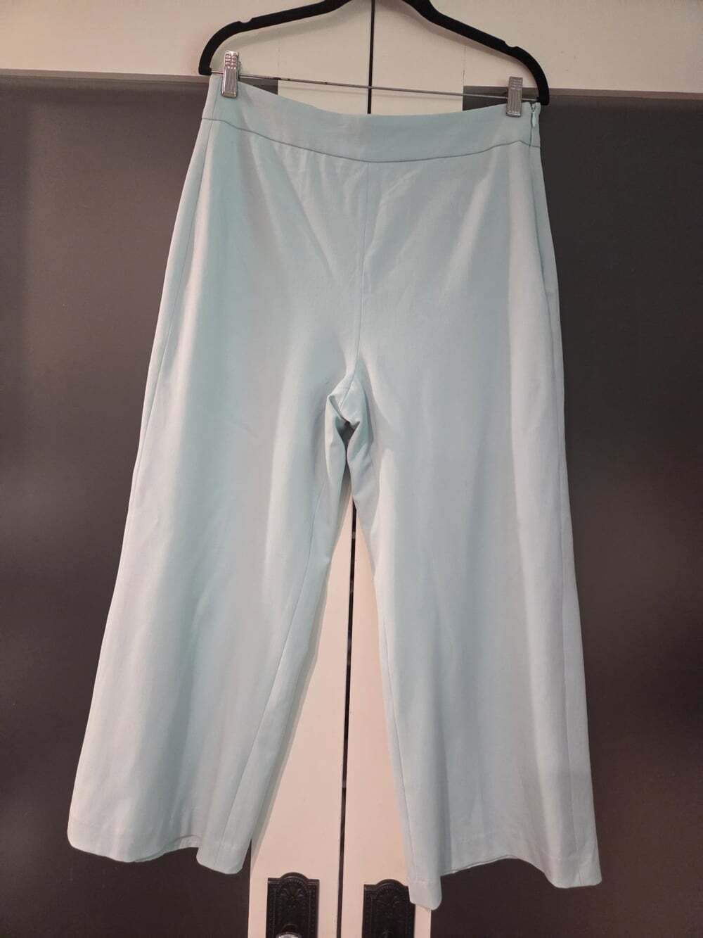 NWT Elie by Elie Tahari Light Blue Cropped Wide Leg Pants Sz 12 Officewear